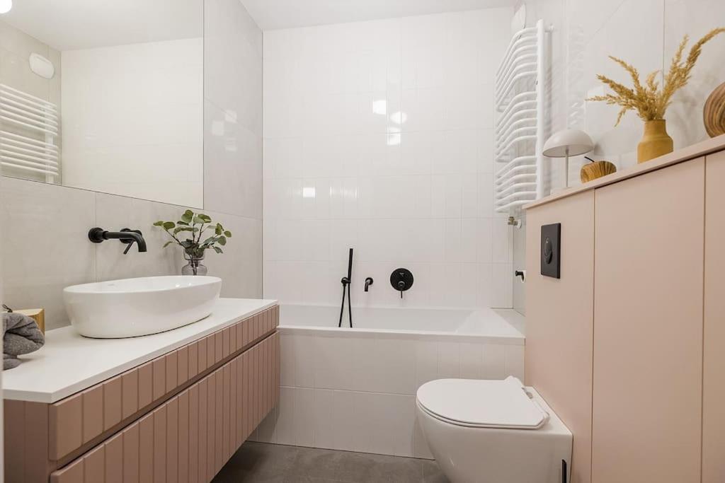 Superapart Klobucka Apt345 Warsaw Ngoại thất bức ảnh